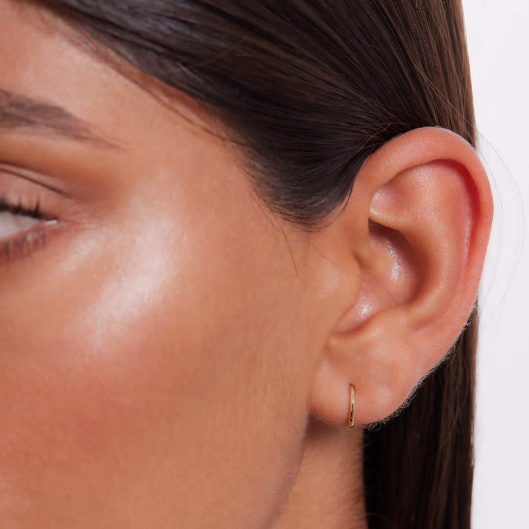 Nikita Hoop Earrings - Solid Gold